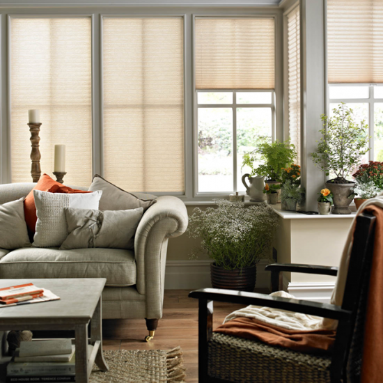 Popular Integral Glazing Pleated Blinds in Glass